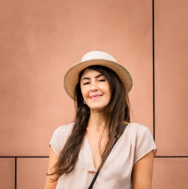 Headshot Nikon Creator Helin Bereket
