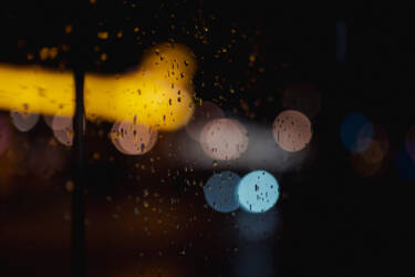 Nikon magazine - Antonia Thomsen  low-light and street nights